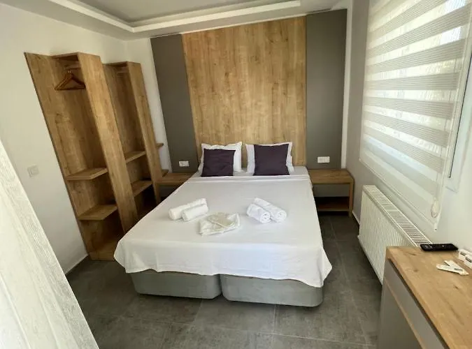 Luna Bed & Breakfast
