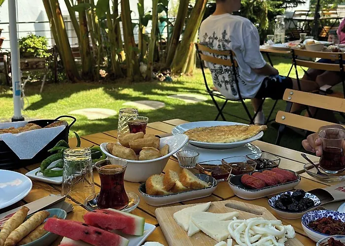 Luna Bed & Breakfast