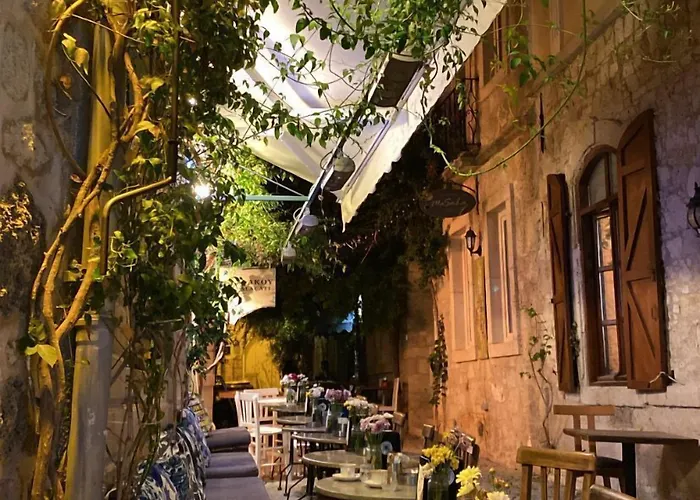 Luna Bed & Breakfast Alacati