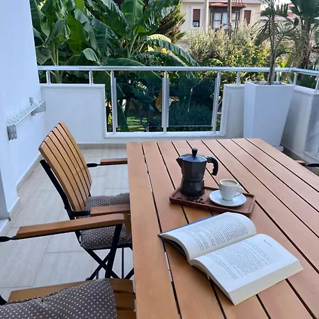 Luna Bed and Breakfast 4*