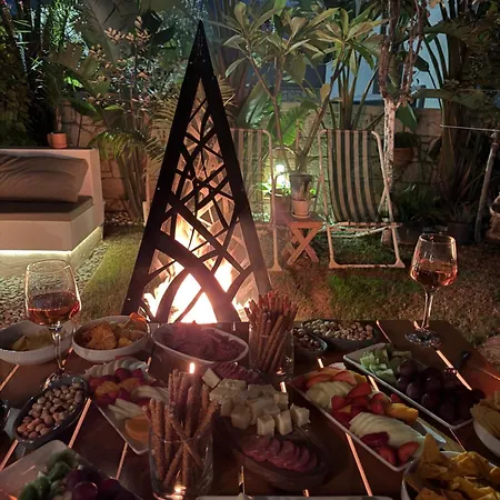 住宿加早餐酒店 Luna 4*